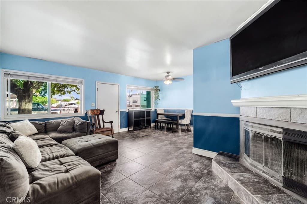 Home at 5039 Benham, Baldwin Park — photo 4 of 12