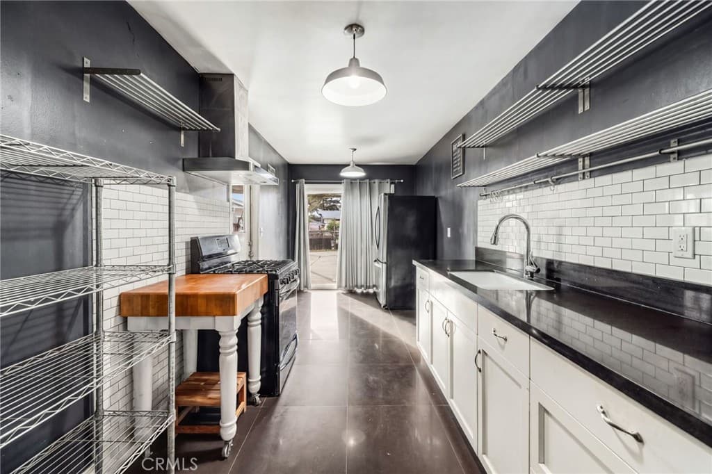 Home at 5039 Benham, Baldwin Park — photo 8 of 12
