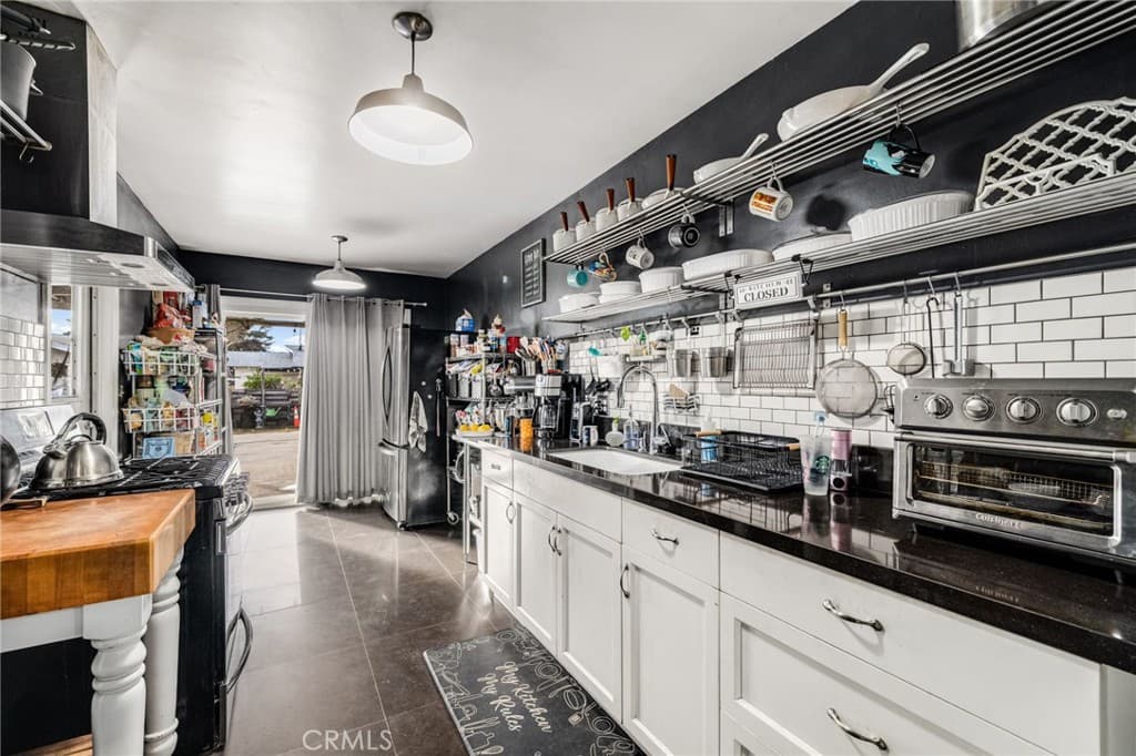 Home at 5039 Benham, Baldwin Park — photo 9 of 12