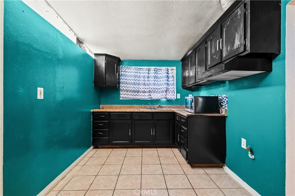 Multi-Family at 338 S Sandalwood, La Puente — photo 5 of 12