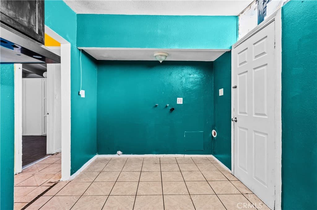 Multi-Family at 338 S Sandalwood, La Puente — photo 7 of 12