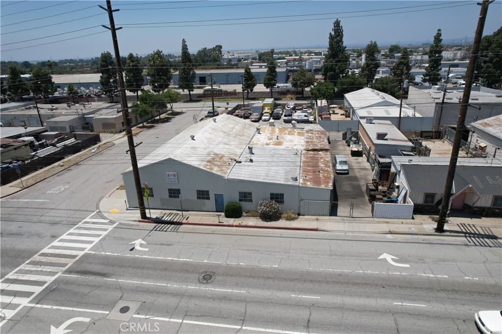 Commercial at 159 S Irwindale Avenue, Azusa — photo 2 of 3