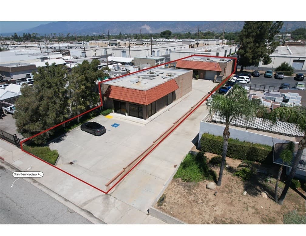 Commercial at 841 E San Bernardino Road, Covina — photo 2 of 9