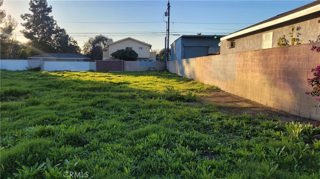 Home at 227 N Azusa Avenue, Azusa — photo 2 of 7