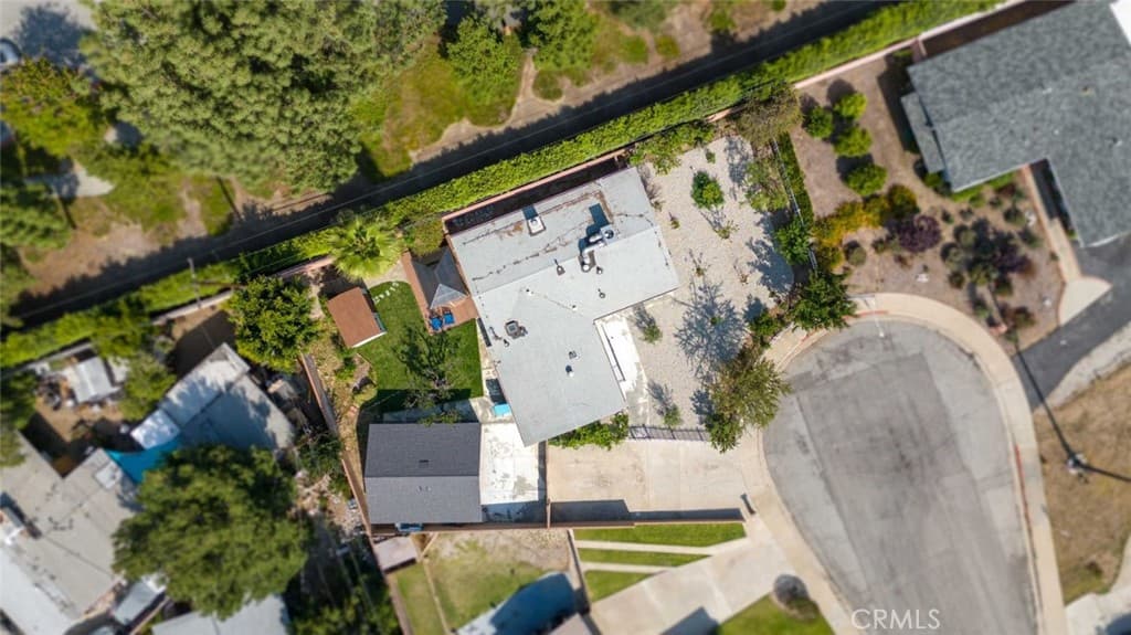 Home at 301 W Ashby Street, Azusa — photo 7 of 12
