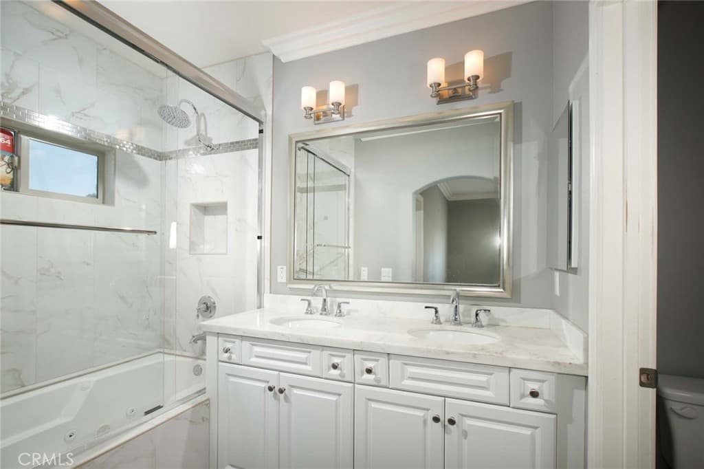 Home at 535 W Lemon, Monrovia — photo 12 of 12