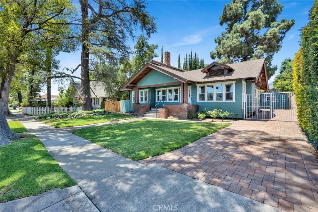 Home at 517 King, Monrovia — photo 2 of 12