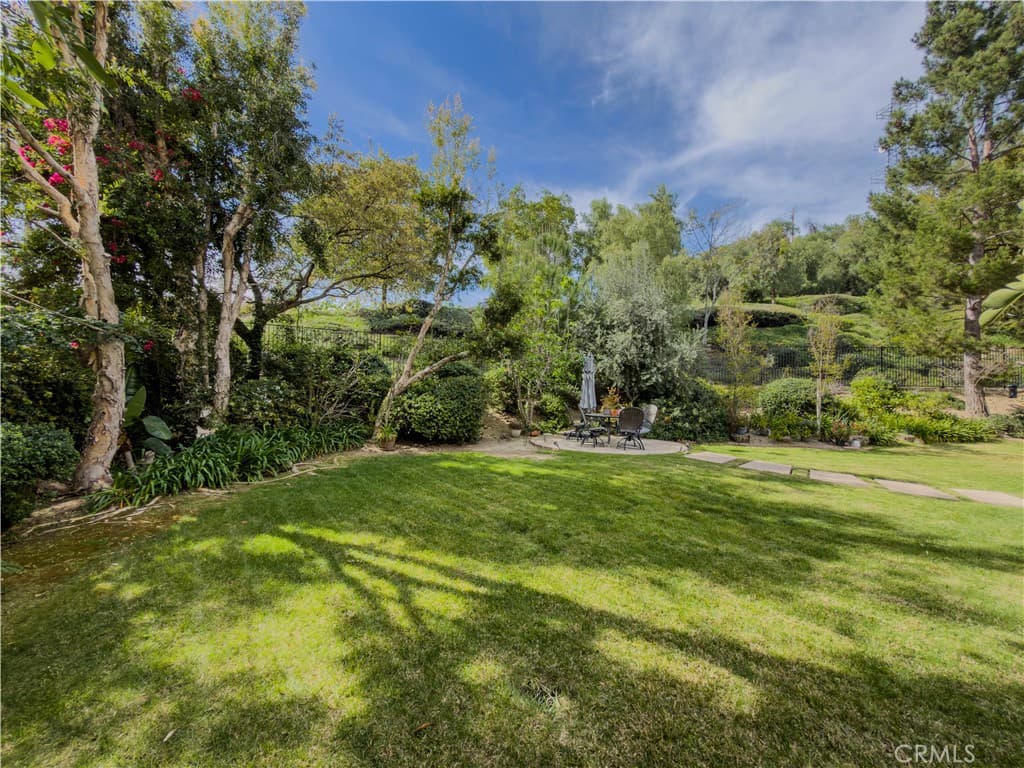 Home at 408 Calle Canela, San Dimas — photo 5 of 12