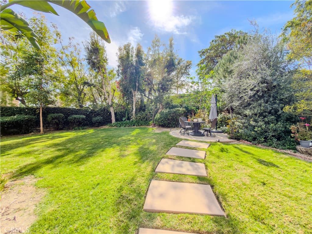 Home at 408 Calle Canela, San Dimas — photo 10 of 12
