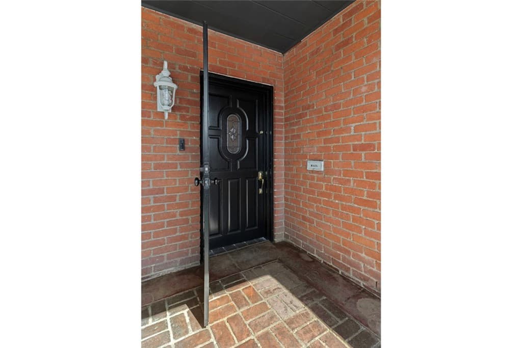 Home at 694 W Orange Grove, Pomona — photo 8 of 12