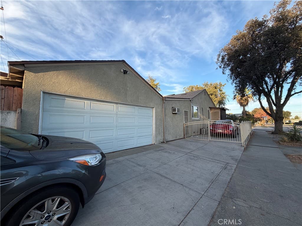 Home at 2203 Las Vegas Ave, Pomona — photo 8 of 9