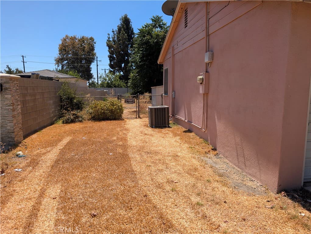 Home at 1126 3 Ranch, Duarte — photo 3 of 12