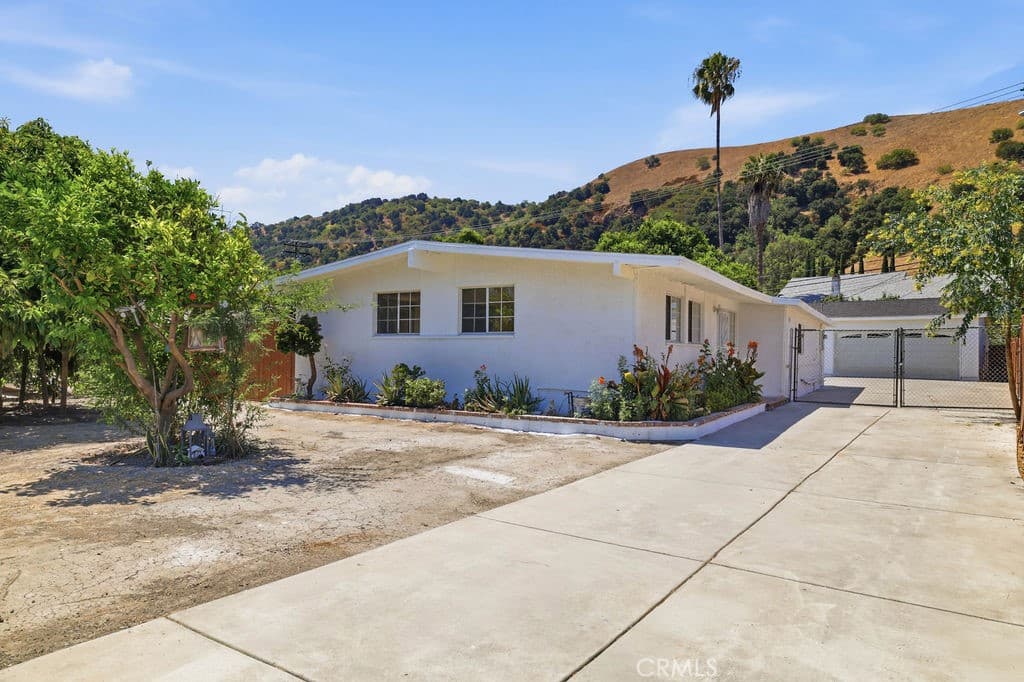 Home at 1964 Wright Street, Pomona — photo 1 of 12