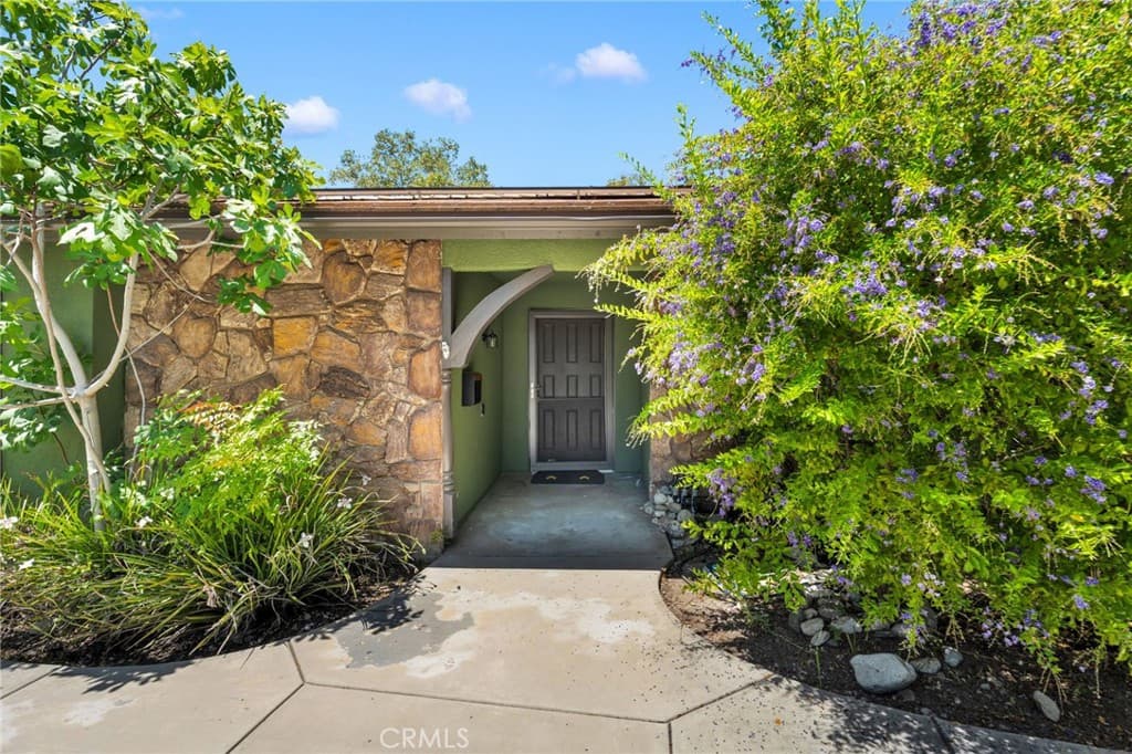 Home at 2425 San Fernando Court, Claremont — photo 4 of 12