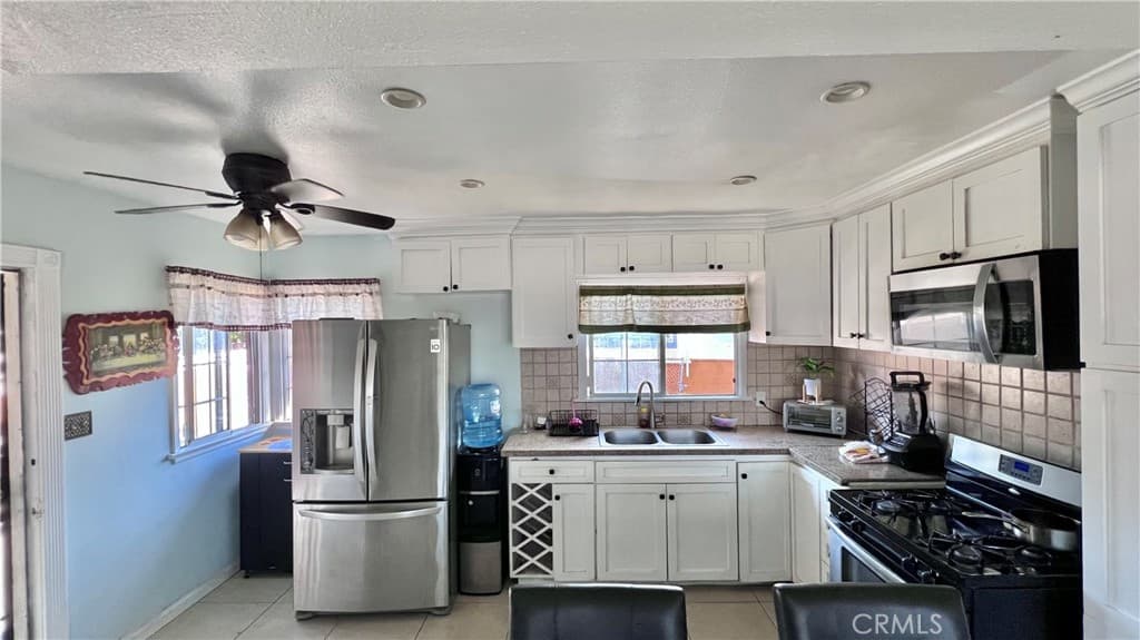 Home at 460 W Arrow, Pomona — photo 12 of 12