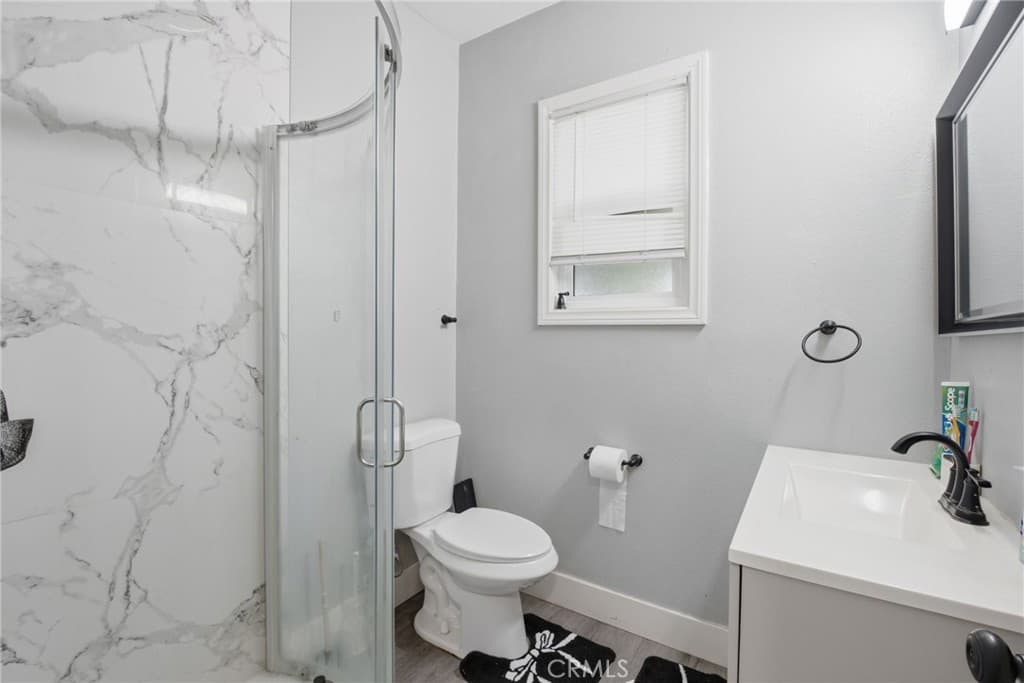Home at 891 E 6th, Pomona — photo 12 of 12