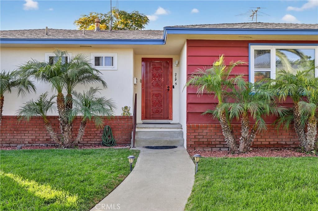 Home at 2195 Spencer Avenue, Pomona — photo 5 of 12