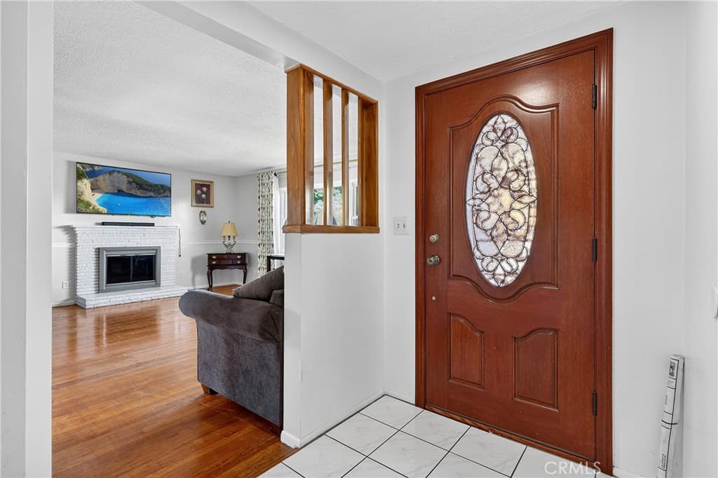 Home at 2195 Spencer Avenue, Pomona — photo 6 of 12