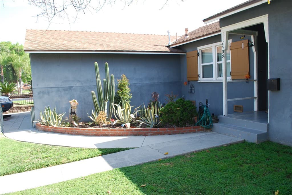 Home at 2498 Kellogg Park Drive, Pomona — photo 3 of 12