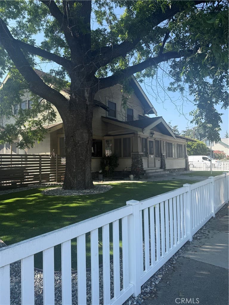 Home at 2147 N White, La Verne — photo 4 of 12