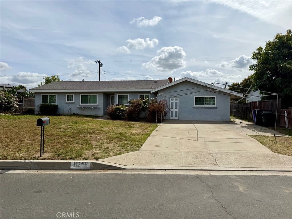 Home at 11249 Wesley, Pomona — photo 2 of 12