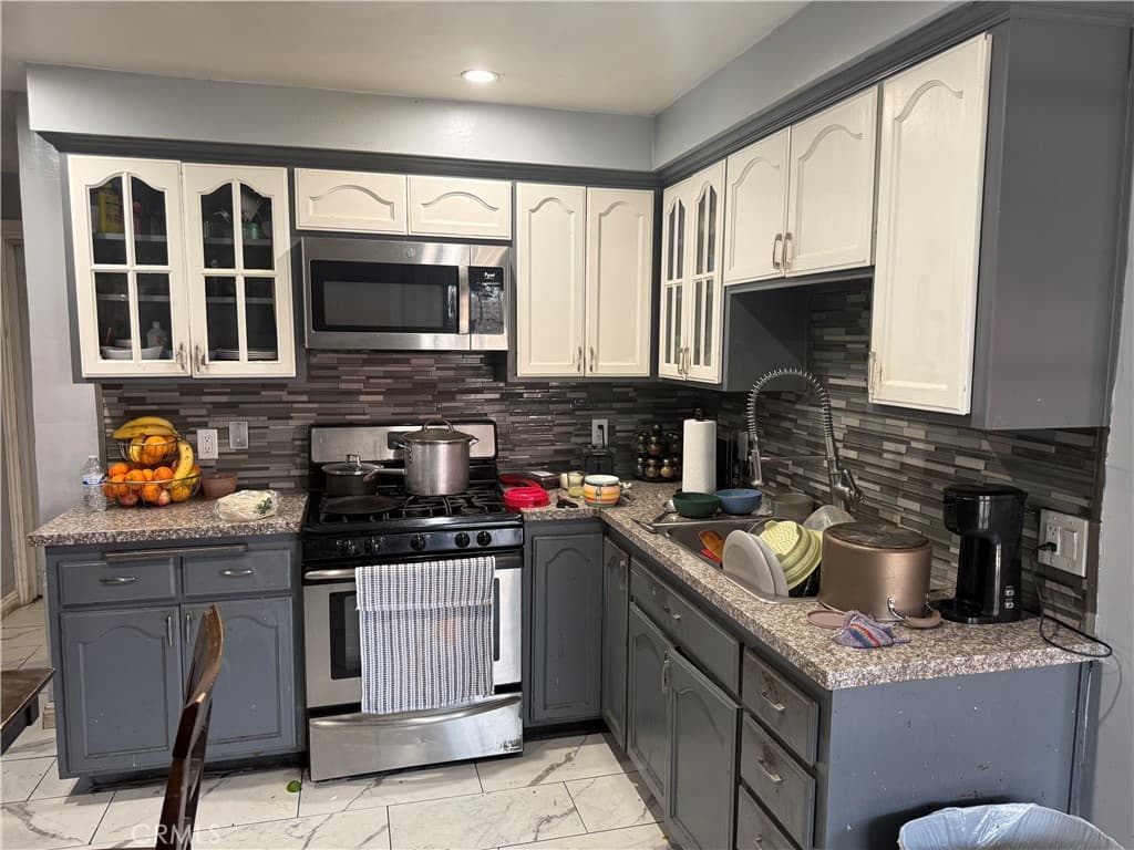 Home at 3519 Patritti Avenue, Baldwin Park — photo 11 of 12