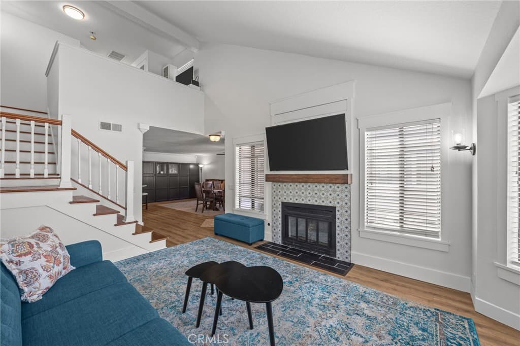 Townhouse at 317 Monroe Court, Azusa — photo 5 of 12