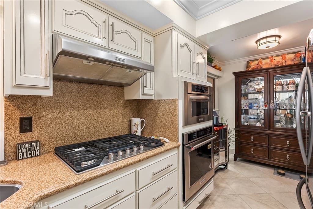 Condo at 134 Oak Forest Circle, Glendora — photo 6 of 12