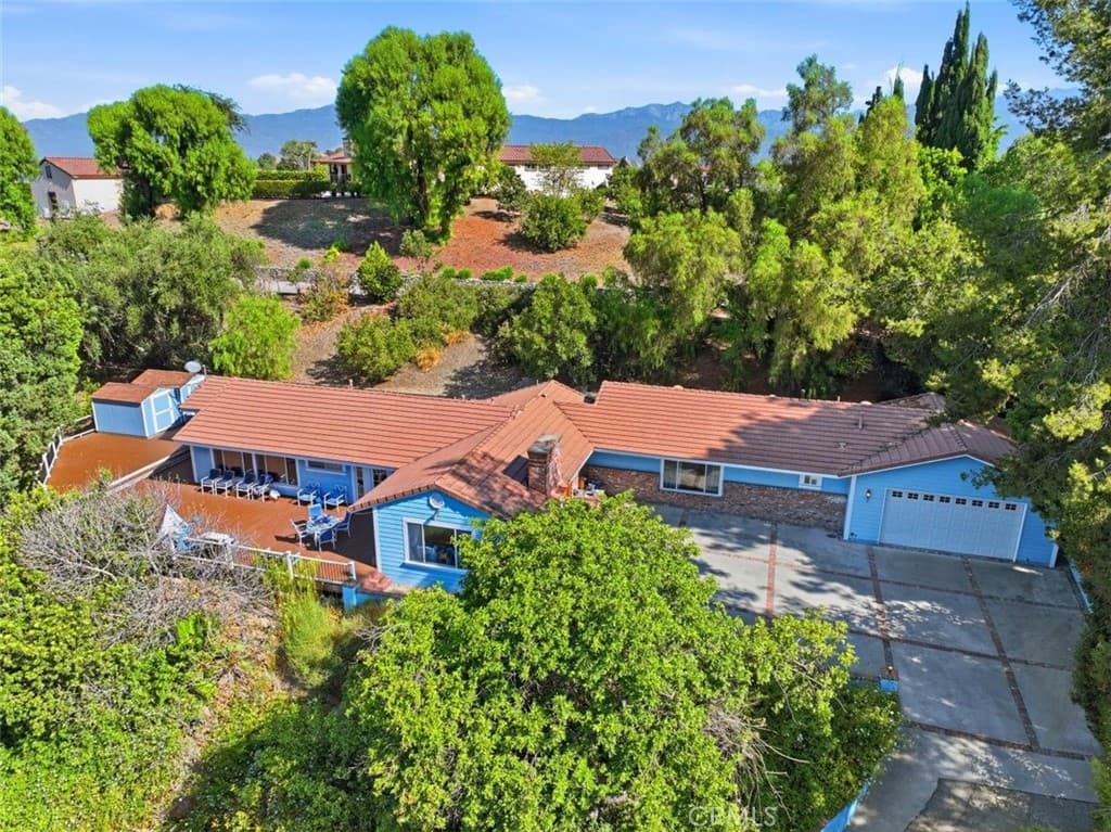Home at 21264 E Terry, Covina — photo 3 of 12