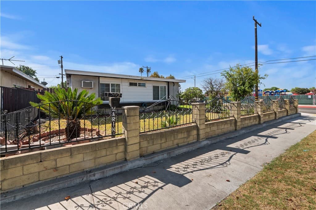Home at 1202 Millbury Avenue, La Puente — photo 3 of 12