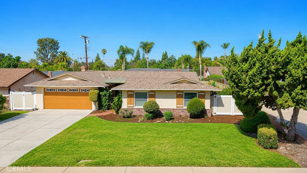 Home at 613 Converse Avenue, Claremont — photo 2 of 12