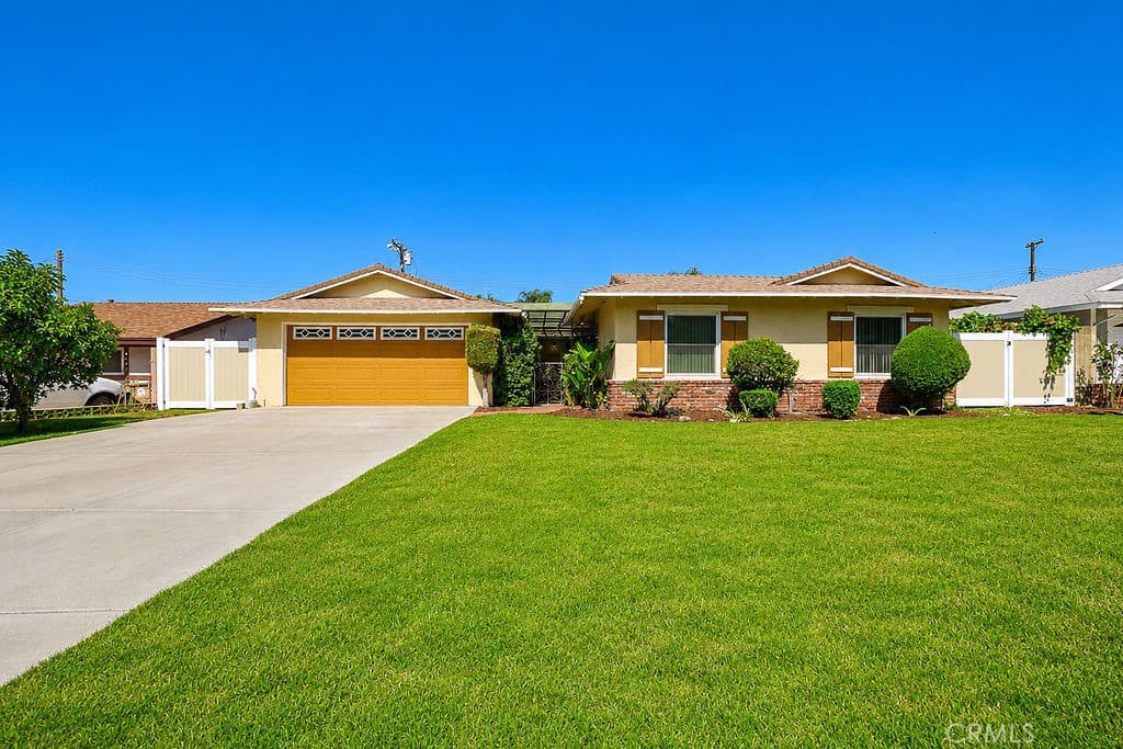Home at 613 Converse Avenue, Claremont — photo 3 of 12