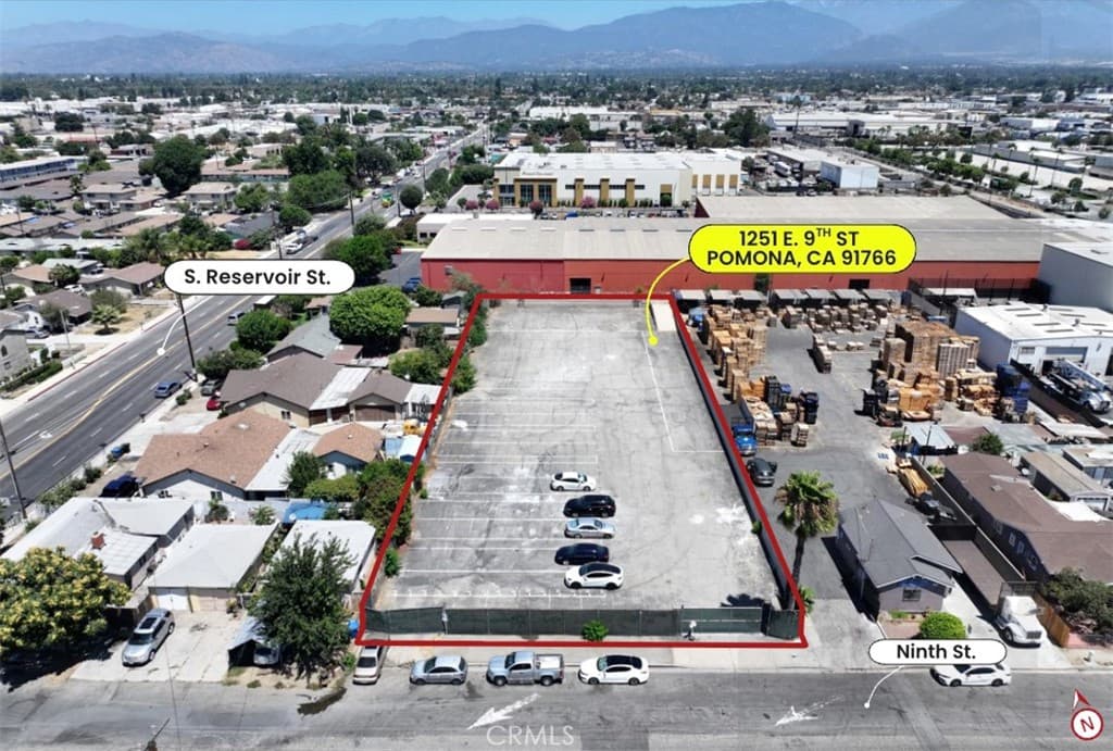 Commercial at 1251 E 9th, Pomona — photo 1 of 3