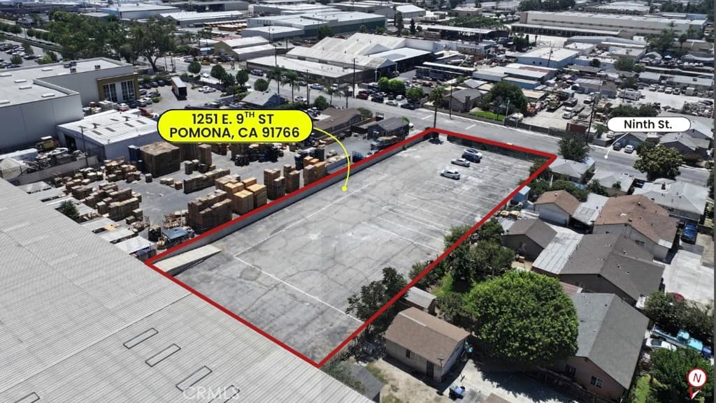 Commercial at 1251 E 9th, Pomona — photo 2 of 3