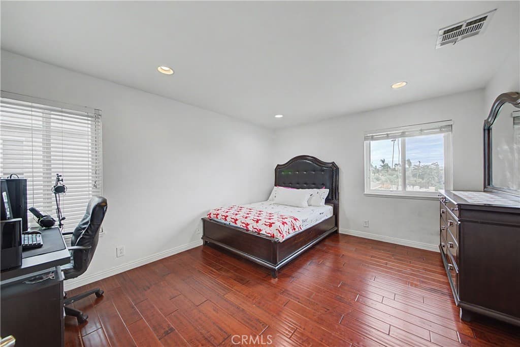 Home at 13038 Parkview, Baldwin Park — photo 11 of 12