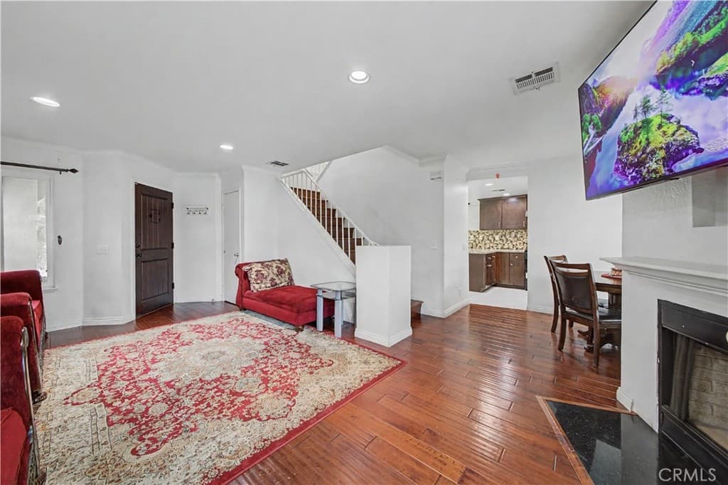 Home at 13038 Parkview, Baldwin Park — photo 3 of 12