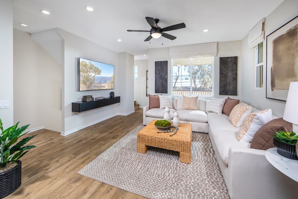 Townhouse at 408 Cypress Grove Lane, Pomona — photo 3 of 12