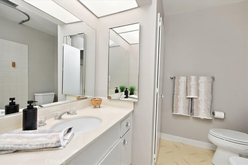 Condo at 750 Arcadia Avenue 10, Arcadia — photo 10 of 12