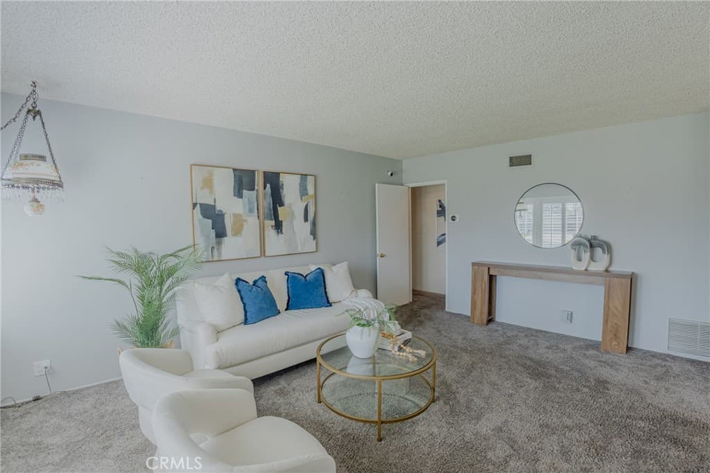 Home at 1271 S Bender Avenue, Glendora — photo 6 of 12