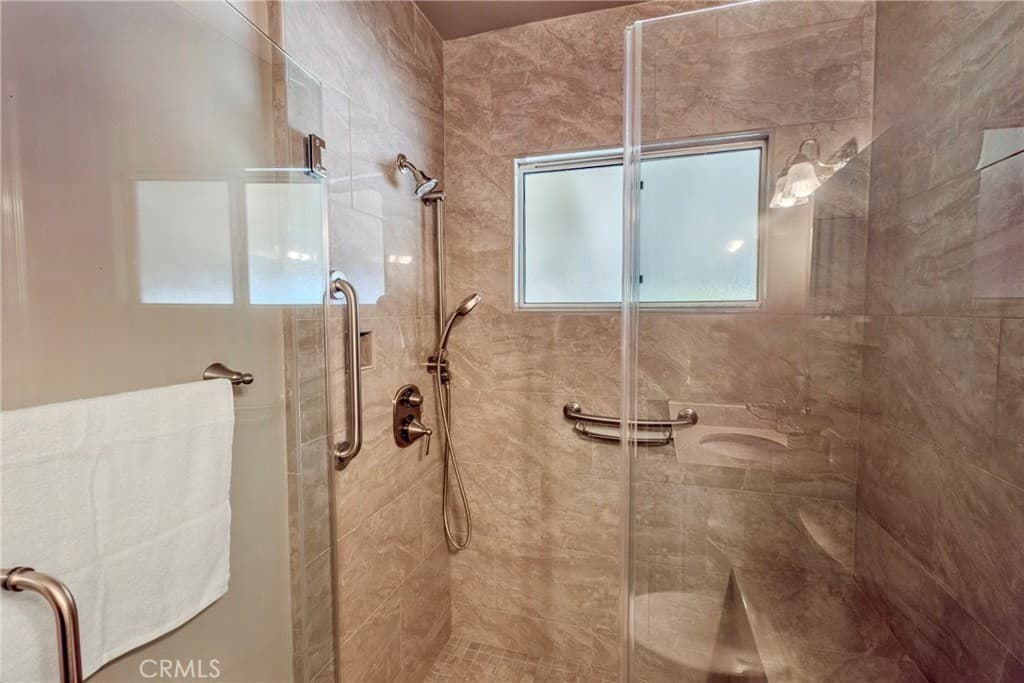 Home at 1271 S Bender Avenue, Glendora — photo 9 of 12