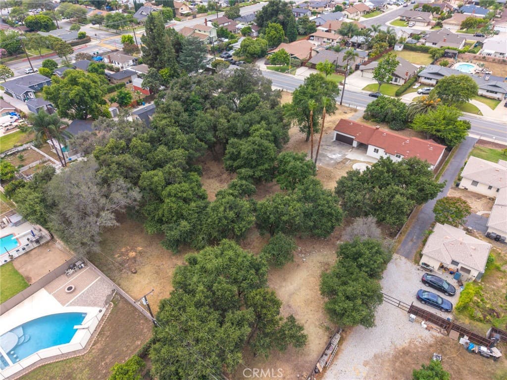 Home at 736 N Walnut Avenue, San Dimas — photo 8 of 12
