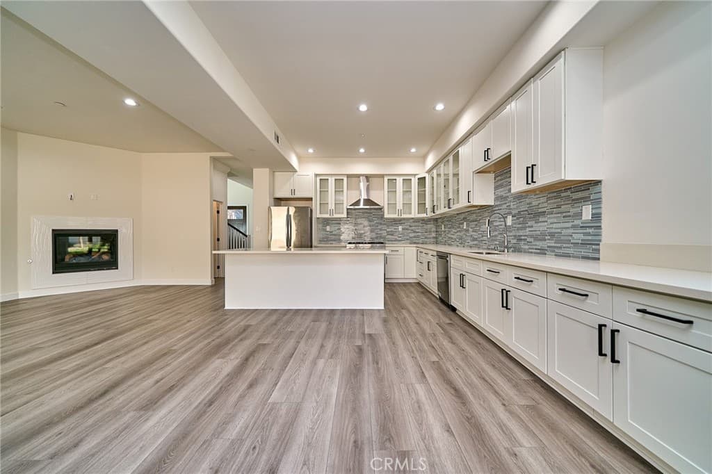 Home at 673 Castlehill, Walnut — photo 4 of 12