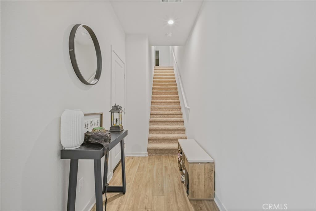 Townhouse at 125 Dove Lndg, Covina — photo 5 of 12