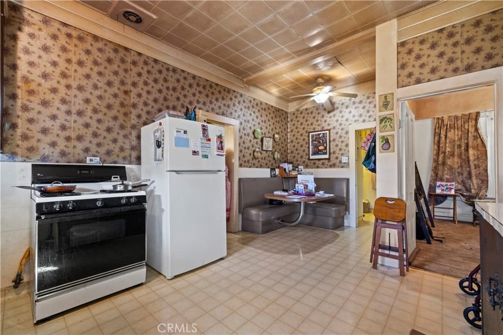 Home at 1397 Elwood Street, Pomona — photo 9 of 12