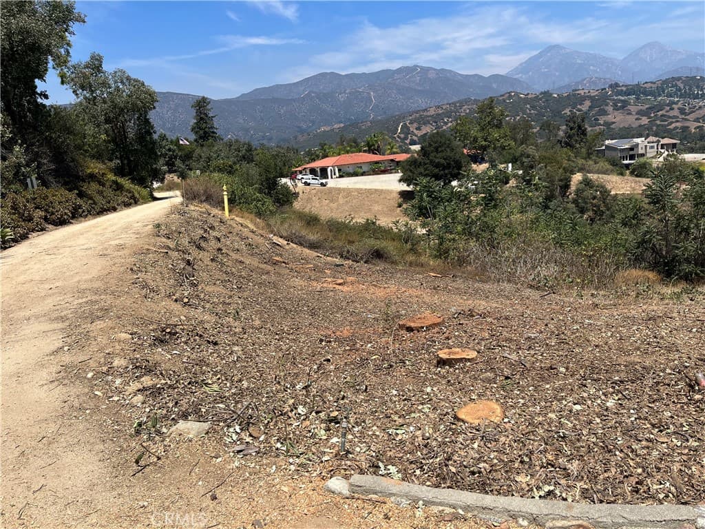 Home at 0 Briney Point Road, La Verne — photo 2 of 3