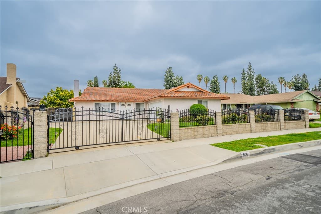 Home at 606 S Darney Avenue, West Covina — photo 6 of 12