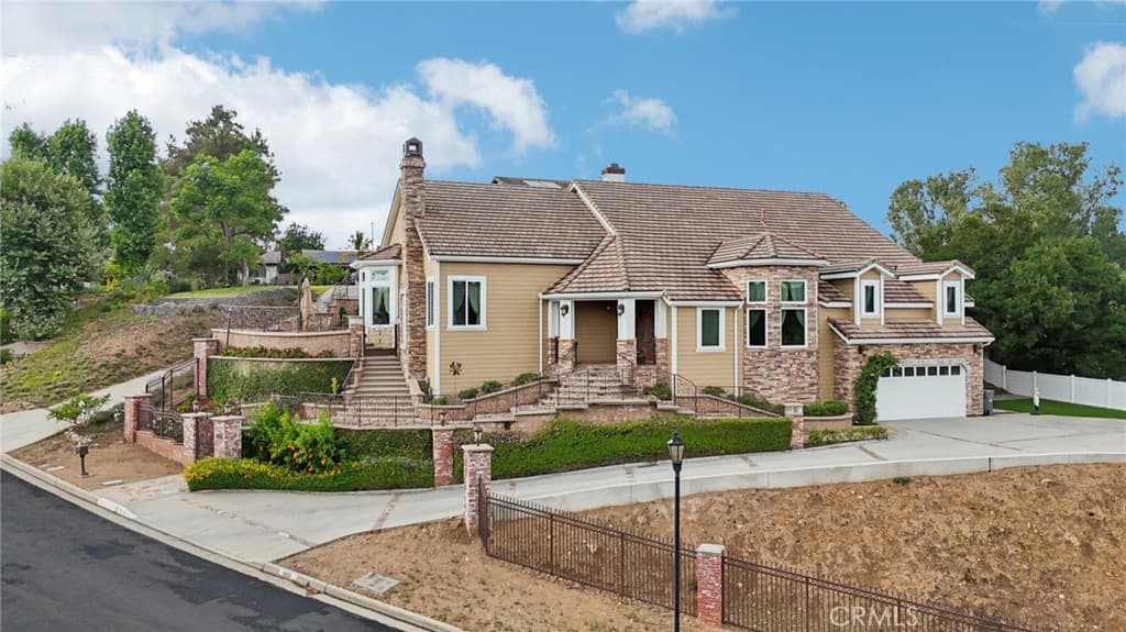 Home at 1951 Scarborough Lane, San Dimas — photo 3 of 12