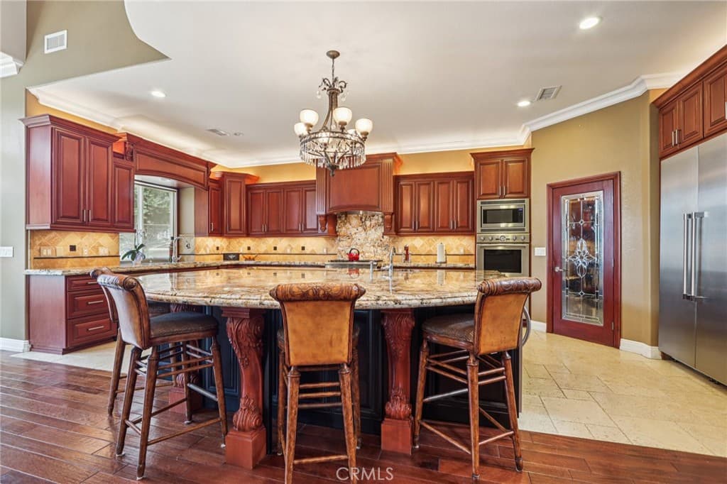 Home at 1951 Scarborough Lane, San Dimas — photo 9 of 12