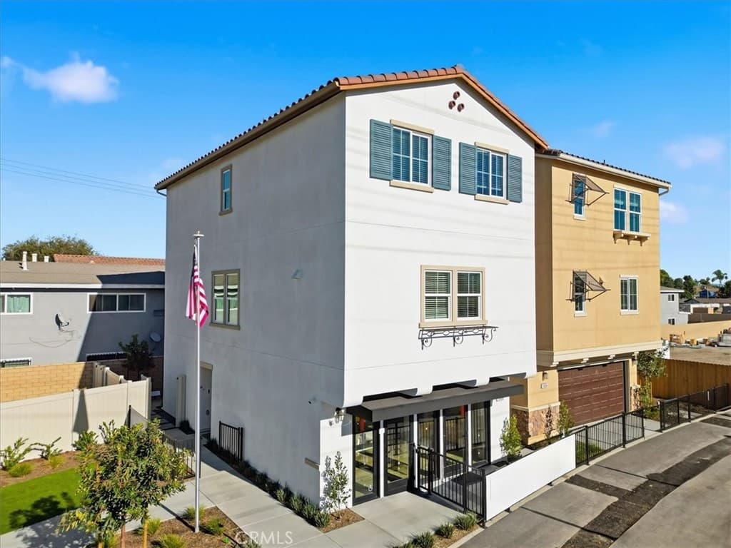 Home at 11442 Clover Lane, El Monte — photo 1 of 12