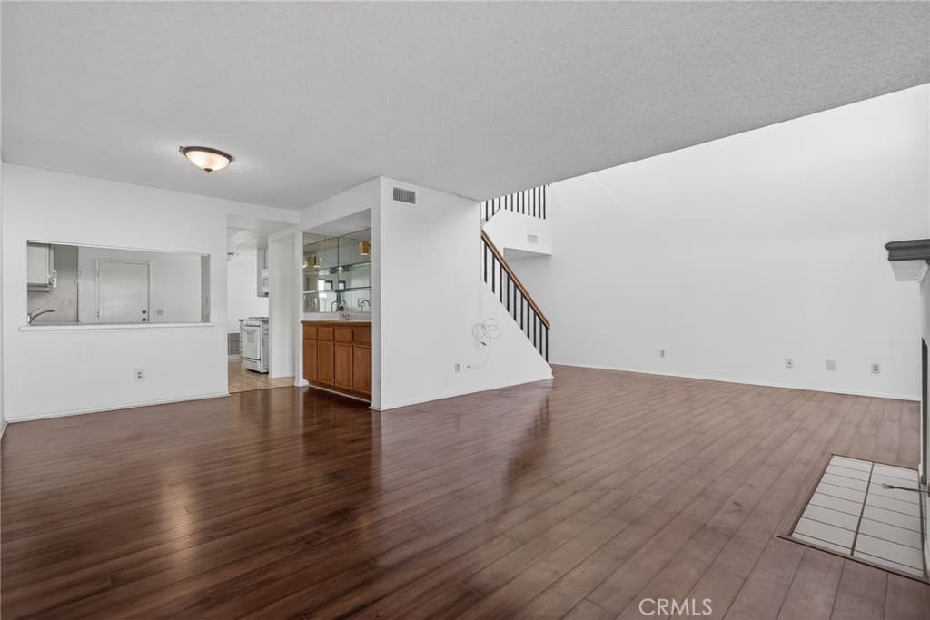 Condo at 891 Connors Court, Claremont — photo 5 of 12